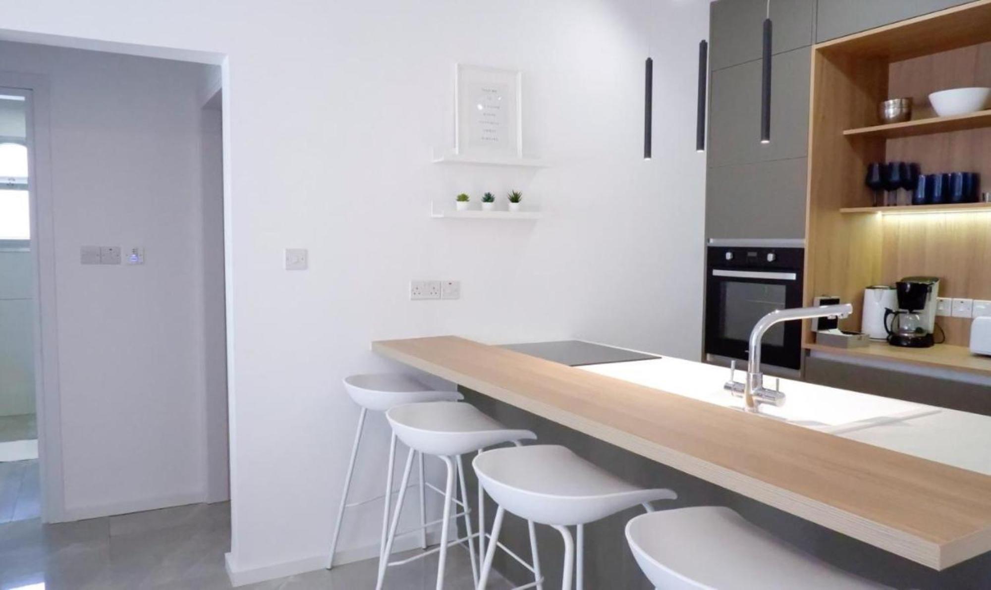 H&O Diamond Complex Sea View Apartment Paphos ภายนอก รูปภาพ