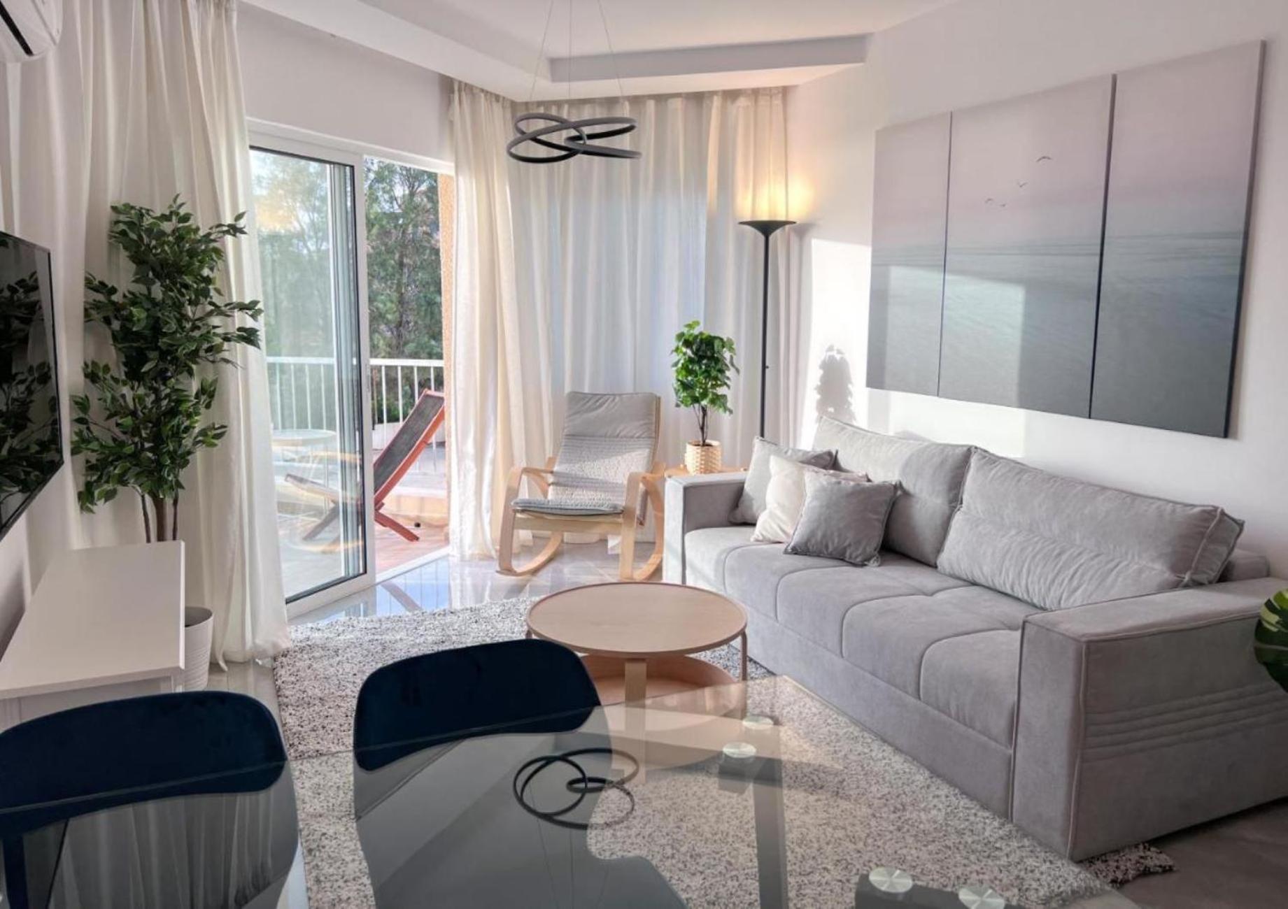 H&O Diamond Complex Sea View Apartment Paphos ภายนอก รูปภาพ